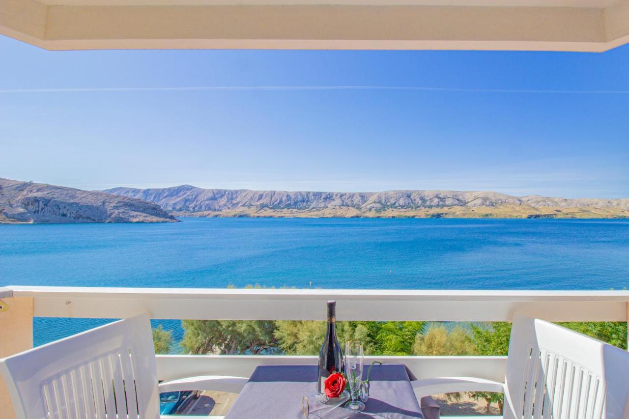 Апартаменты Galapagus Privat Beach & Boat Dock Метайна Экстерьер фото